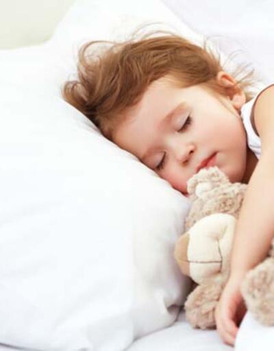 Çocuğunuzu mışıl mışıl uyutacak 5 öneri! Yatmadan önce bunlara dikkat