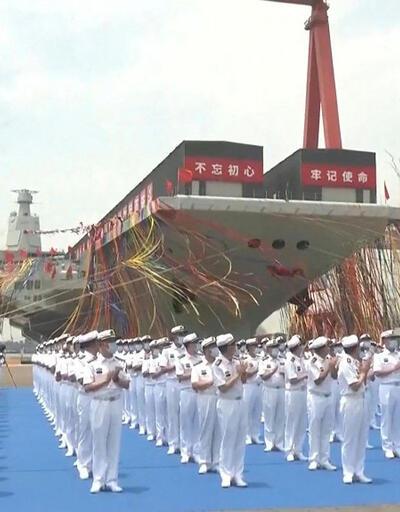 Şanghay'da görkemli tören: Çin'in üçüncü uçak gemisi 'Fujian' suya indirildi