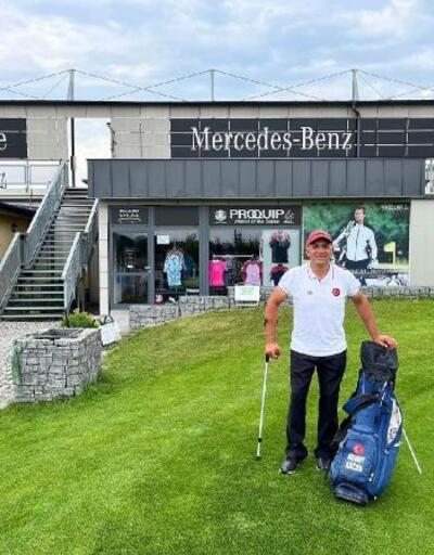 Milli golfçü Mehmet Kazan Çekya'da günü lider tamamladı
