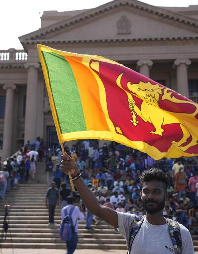 Son dakika... Sri Lanka'da OHAL ilan edildi
