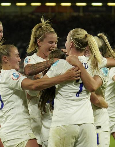 Avrupa Kadınlar Futbol Şampiyonası'nda ilk finalist belli oldu