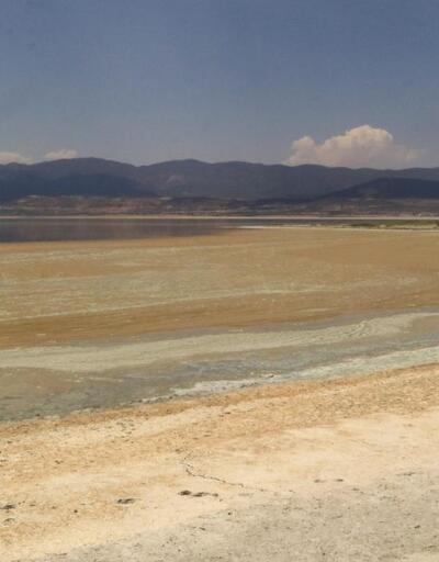 Burdur Gölü'nde 'alg' patlaması: Suyun rengi değişti