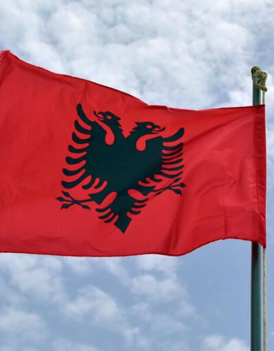 Arnavutluk’ta askeri üssün fotoğrafını çeken 3 kişi gözaltına alındı