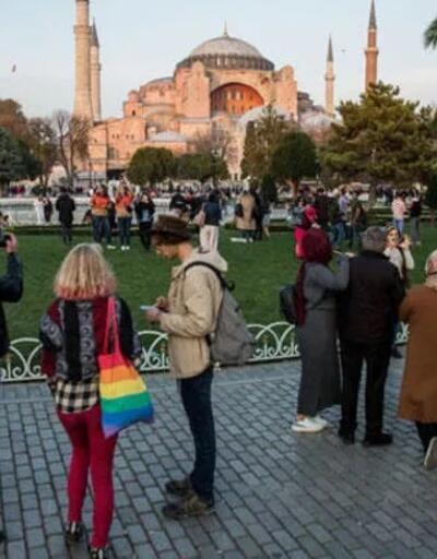 Her 3 turistten biri İstanbul'a geldi