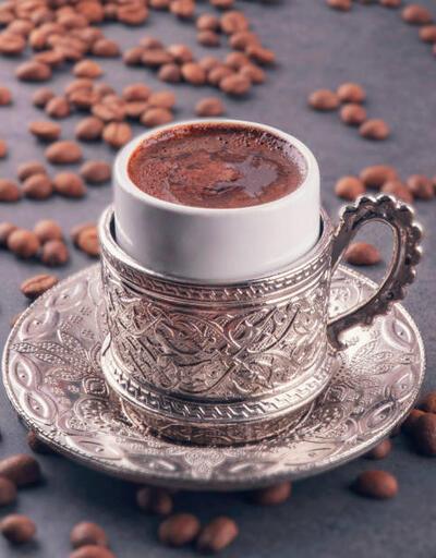 Türk kahvesinin faydaları ve zararları nelerdir?