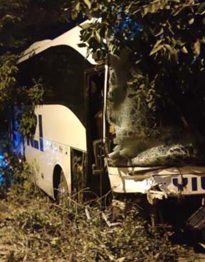 SON DAKİKA: Yolcu otobüsü kamyonetle çarpıştı! Ölü ve yaralılar var...