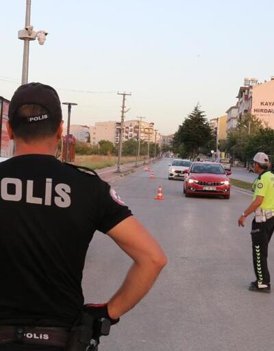 81 ilde 'Huzurlu Sokaklar ve Terör Suçları' uygulaması; 642 kişi yakalandı
