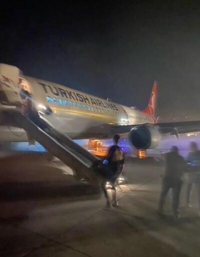 SON DAKİKA: THY uçağının lastiği patladı, yolcular tahliye edildi