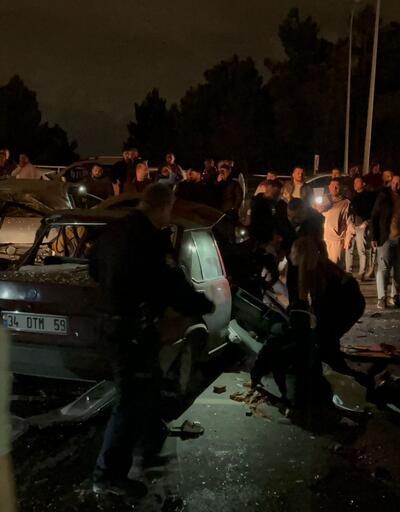  Arnavutköy'de feci kaza: İki otomobil çarpıştı 2 ölü 7 yaralı