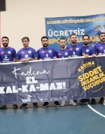 Midyat’ta spora teşvik için 34 takımın mücadele ettiği voleybol turnuvası sona erdi