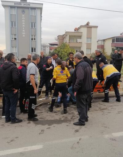 Kahramanmaraş'ta servis midibüsü ile minibüs çarpıştı: 17 yaralı