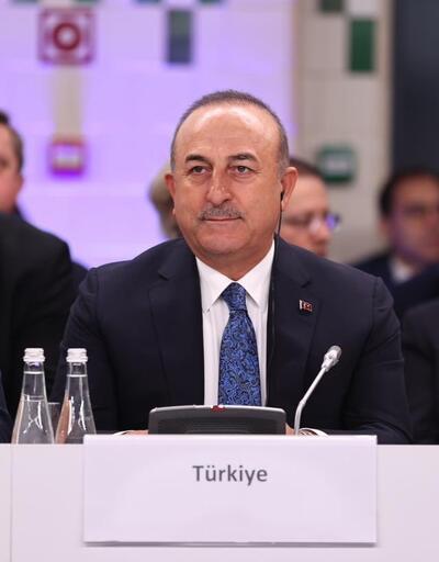 Bakan Çavuşoğlu: “Diplomasiye bir şans verildiğinde müzakere yoluyla çözüm mümkün”