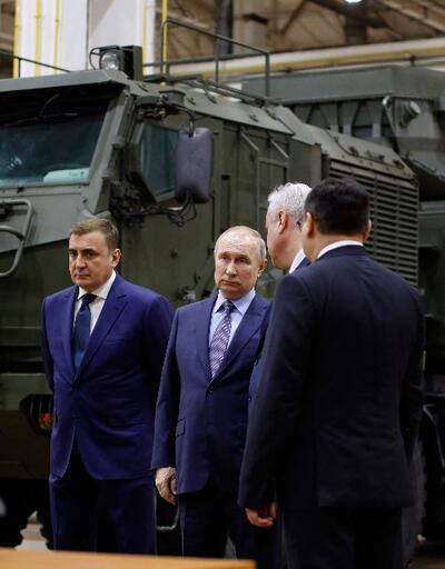 Putin’den Rus savunma sanayi yetkililerine talimat: "Silahları hızla orduya teslim edin"	
