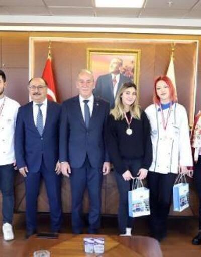 İstanbul Mutfak Günleri Yemek Yarışması'ndan madalya ile döndüler