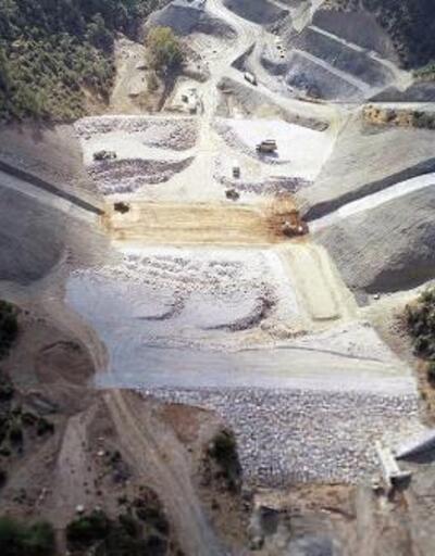 DSİ 2. Bölge Müdürü Ceylan, Kemalpaşa'daki baraj çalışmalarını inceledi