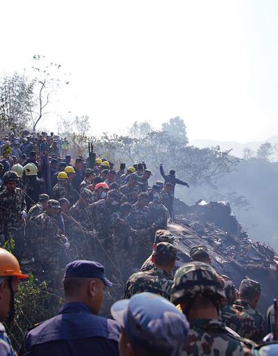 Son dakika... Nepal'de yolcu uçağı düştü: Can kaybı 67'ye yükseldi