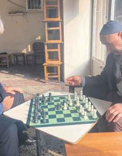 Bu köyde satranç kültürel bir miras! "30 yıldır satranç oyunuyorum"