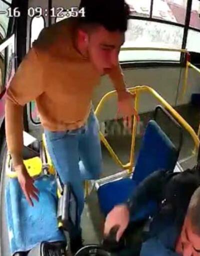 Halk otobüsü şoförünü defalarca yumrukladı; o anlar kamerada  