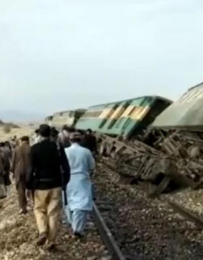 Pakistan'da yolcu trenine bombalı saldırı: 18 yaralı