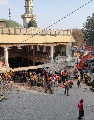 Pakistan’daki cami saldırısında can kaybı 90’a yükseldi