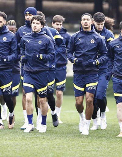Fenerbahçe'nin Adana Demirspor maçı kadrosu açıklandı