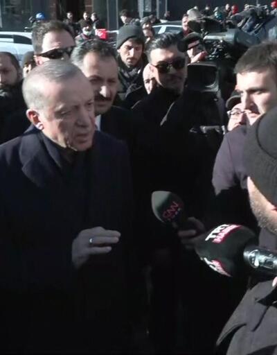 Cumhurbaşkanı Erdoğan Pazarcık'ta vatandaşla görüştü