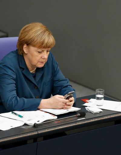 Merkel'e yakın isim, o telefon görüşmesine ilişkin iddiaları doğruladı
