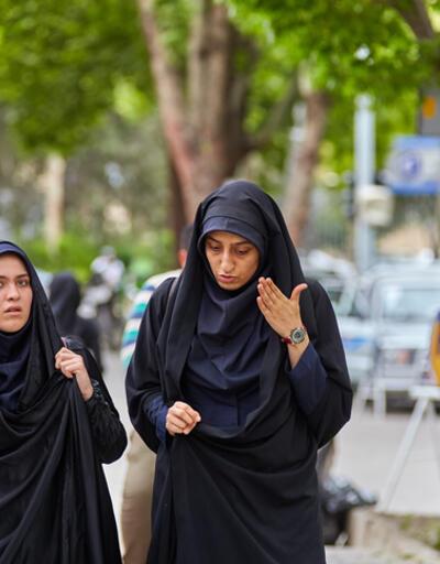 İran'da zehirlenme vakaları 5 bini aşıyor