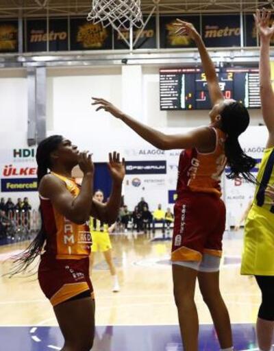 Kadınlar basketbolda derbi heyecanı: Galatasaray - Fenerbahçe