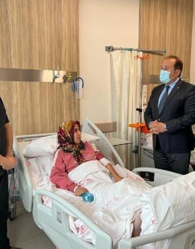 Mersin Valisi Pehlivan, tedavileri süren depremzedeleri ziyaret etti