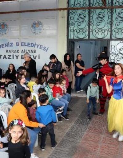 Akdeniz Belediyesi'nden depremzede çocuklara çocuklara eğlence