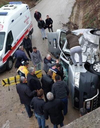 Erbaa ve Niksar'da 2 ayrı kazada 6 kişi yaralandı