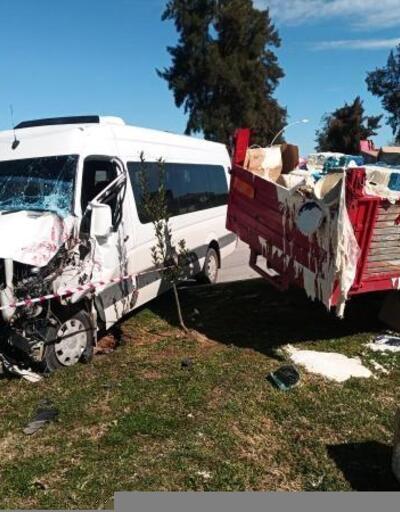 Okul servisiyle kamyon çarpıştı: 5 yaralı