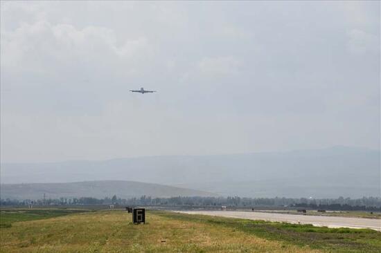 Jetler peş peşe havalandı: TSK'dan Akdeniz'de "gövde gösterisi"