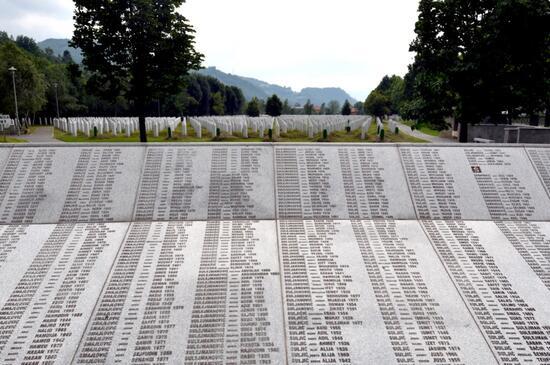 25 yıldır dinmeyen acı: Srebrenitsa Soykırımı