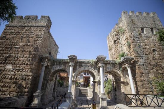 Türk turizminin başkenti Antalya'da görülmesi gereken antik kentler 