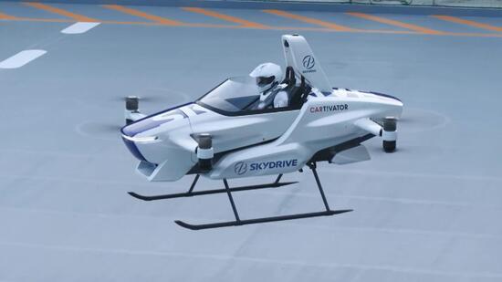Uçan otomobil hayaline bir adım daha yaklaşıldı... 2023'te piyasaya sürülecek