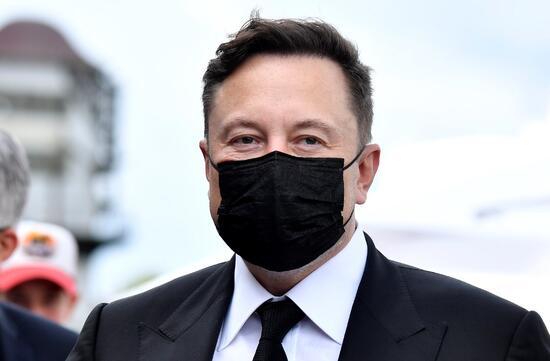 Elon Musk ile Bill Gates karşı karşıya: "En ufak bir fikri yok"