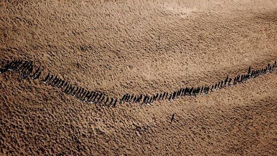 Doğaseverler Kovid-19 sürecinin stresini Nemrut Krater Gölü'nde atıyor
