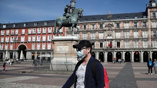 İspanya'da yüz yıllık yılbaşı geleneği iptal edildi