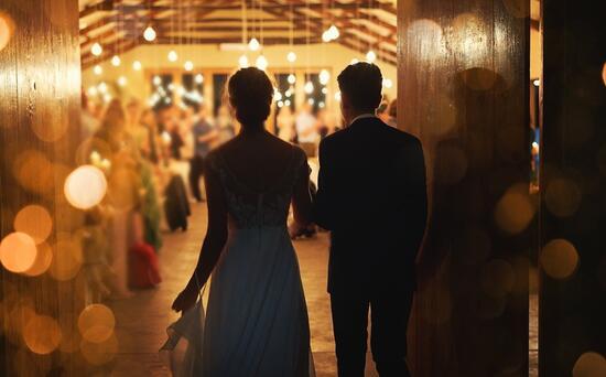 Düğün bekleyenler merak ediyor: 2021'de neler öngörülüyor? Rezervasyonlar başladı mı? 