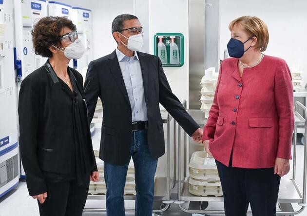 Merkel'den 'Biontech' ziyareti: Olağanüstü bir durumdayız