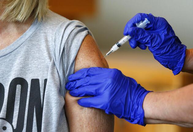Dikkat çeken 3. doz aşı araştırması: Çift doza kıyasla 4 kat daha etkili
