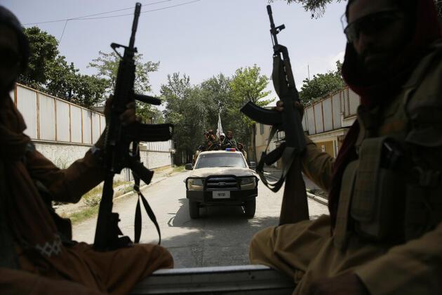 Taliban'dan ABD ve İngiltere'ye uyarı: 