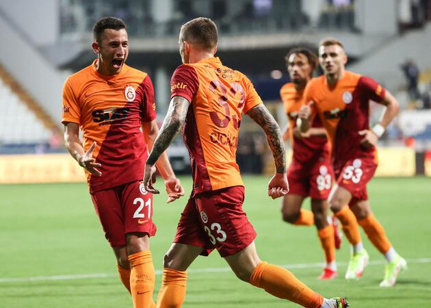Son dakika Galatasaray transfer haberleri: Galatasaray'dan iki transfer daha!