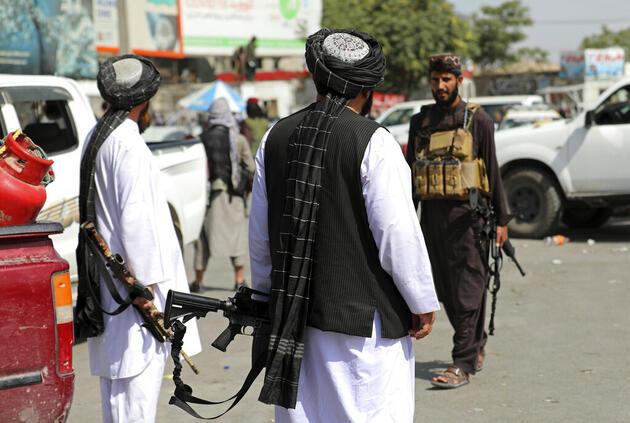 Taliban'dan hamile bir polis memuruna infaz