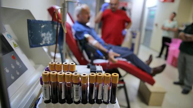 Korona geçiren ve aşı olanlar ne zaman kan bağışı yapabilir? Uzman isim açıkladı