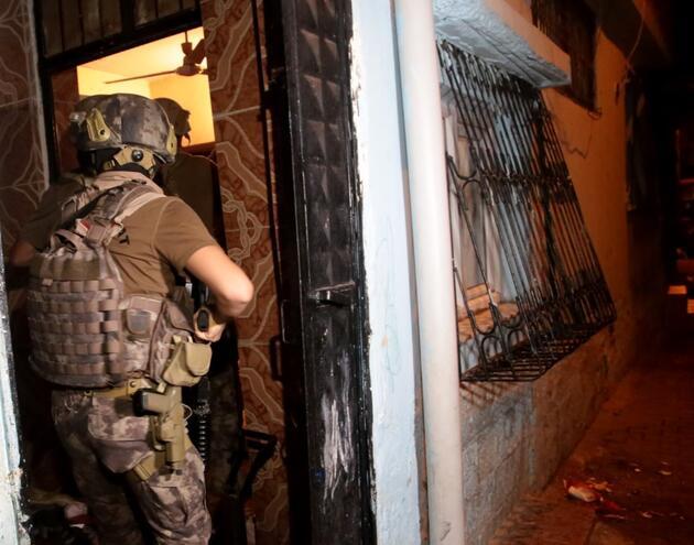 Adana'da uyuşturucu operasyonu: 10 şüpheli gözaltına alındı