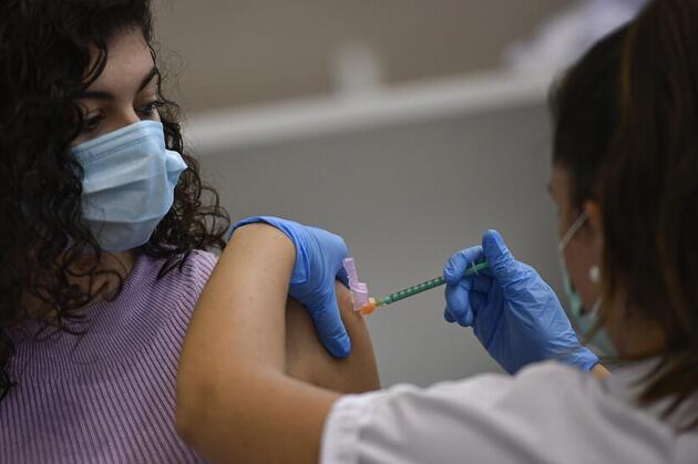 Grip aşısı bu yıl da şart mı? Kimlere ücretsiz grip aşısı yapılabilecek? İşte merak edilenler