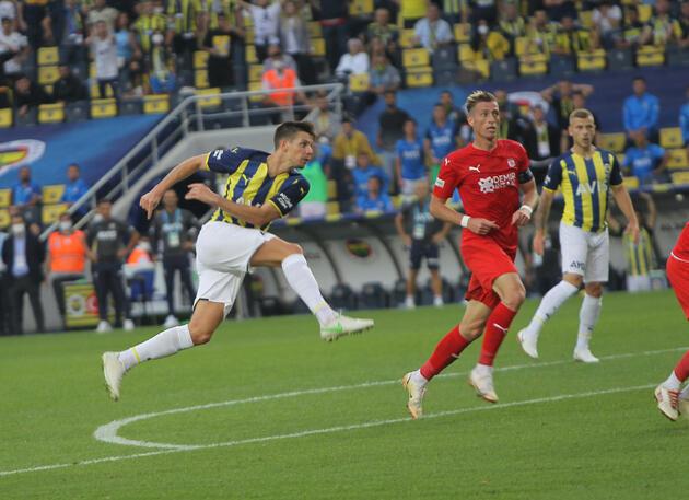 Fenerbahçe'de Alex de Souza'yı geçen çıkmadı!